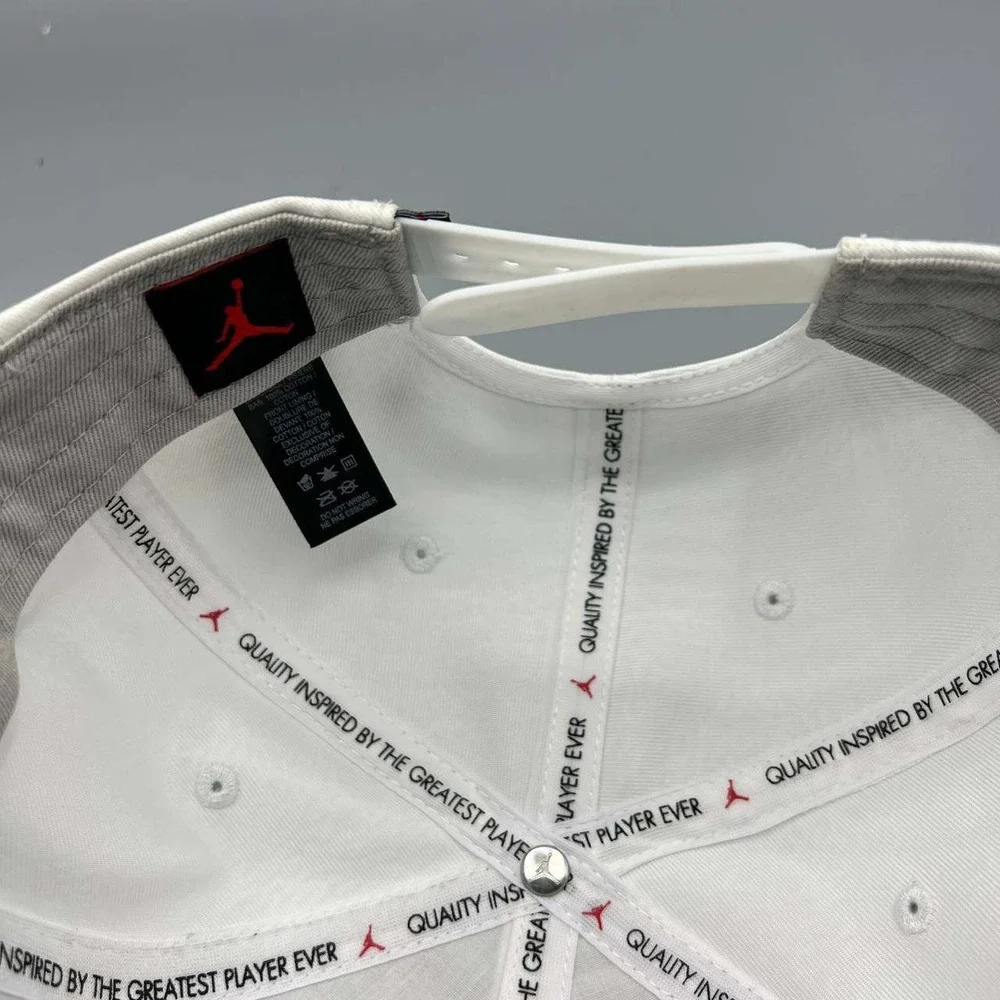 Air Jordan Hat Men White Cement Elephant Gold Metal Jumpman Snap Back Cap‎